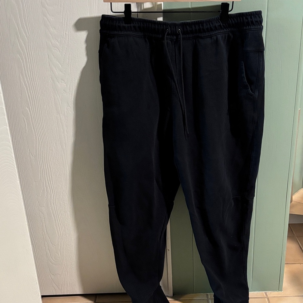 Nike tech fleece lite joggers